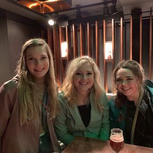 Meet your Posher, Sierra